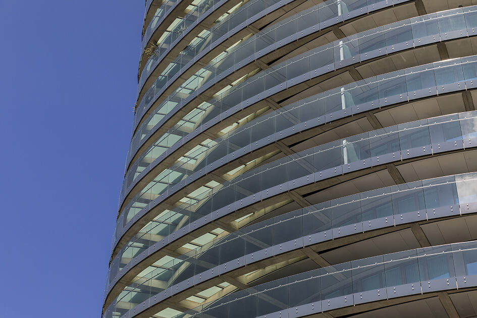 A close up of Baltimore Tower, a Docklands development by Galliard Homes