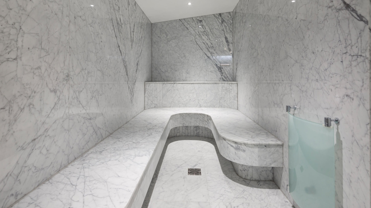 Steam room and spa facility at The Chilterns, ©Galliard Homes.