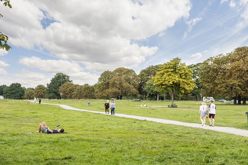 People walking in Wimbledon Common