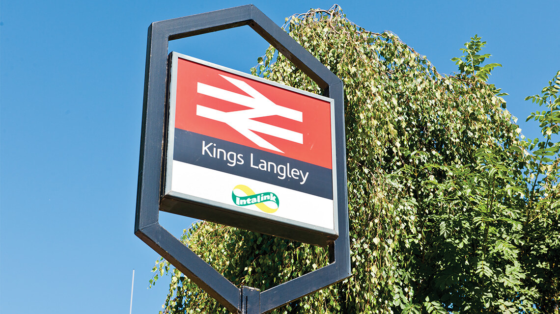Kings Langley train station