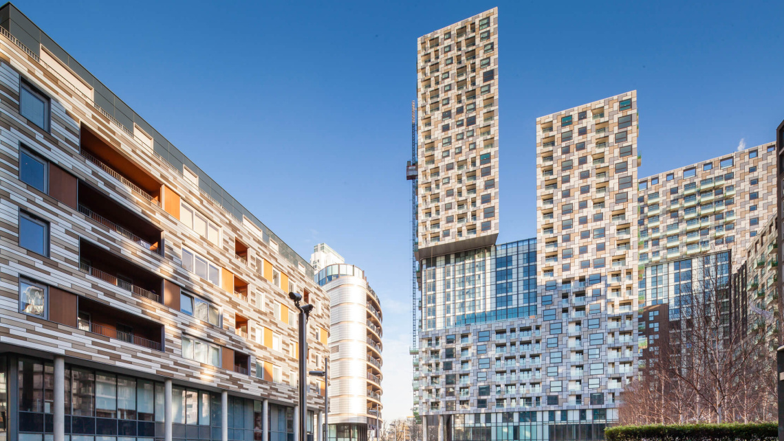 Lincoln Plaza exterior, ©Galliard Homes. Lincoln Plaza exterior, ©Galliard Homes.