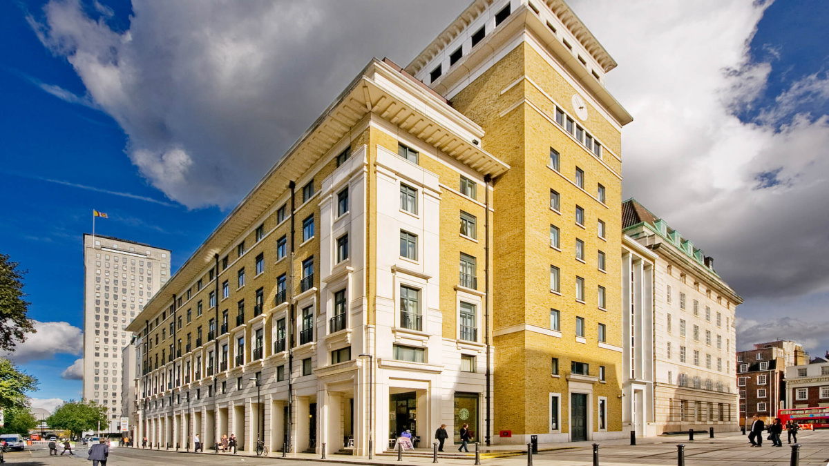 The County Hall Apartments exterior and street view, ©Galliard Homes.