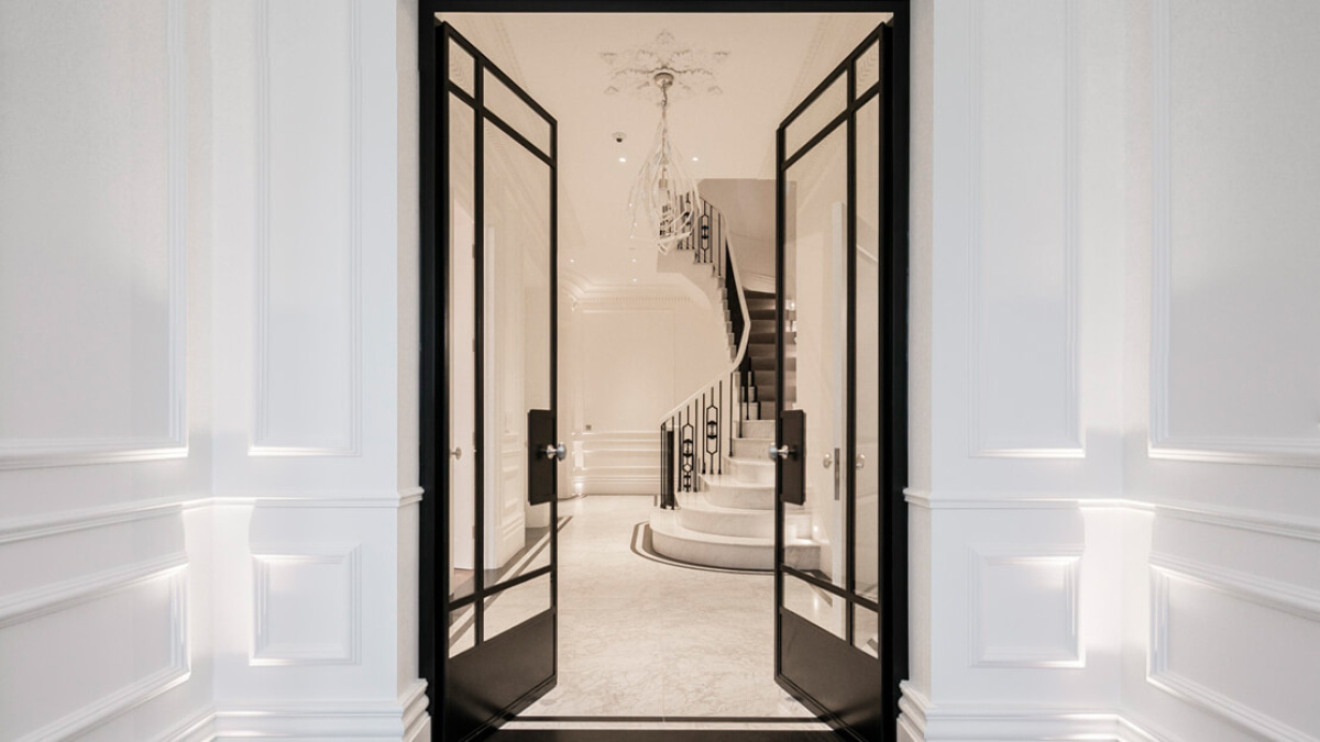 Entrance and hallway at 42 Belsize Park, ©Galliard Homes.
