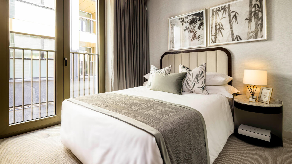 Bedroom at a TCRW SOHO apartment ©Galliard Homes.