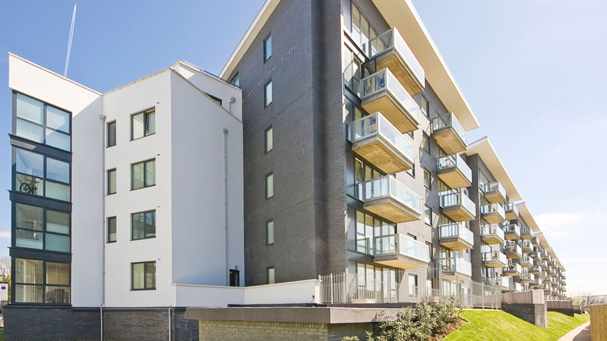 The Drayton Park Apartments exterior, ©Galliard Homes.