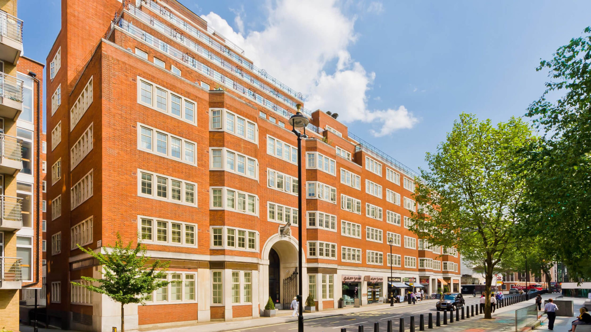 Romney House exterior, ©Galliard Homes.