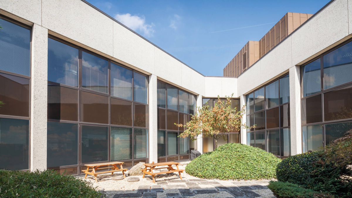 Courtyard at Central House, ©Galliard Homes.