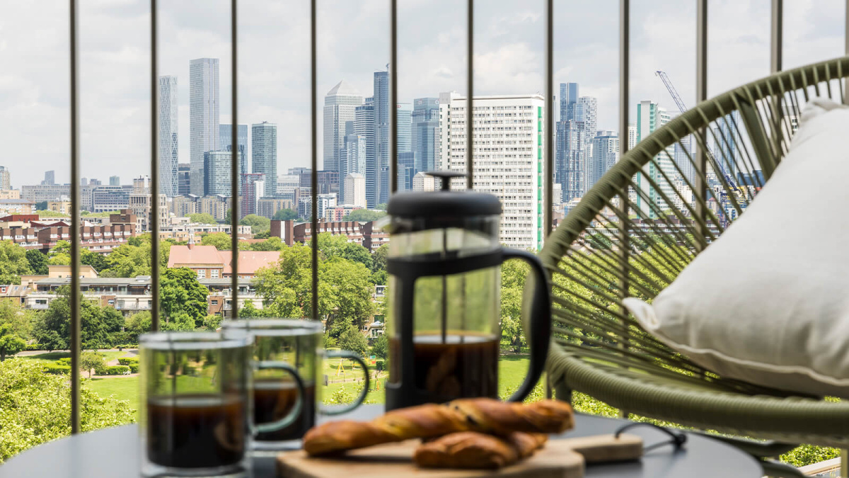 Balcony at Neptune Wharf ©Galliard Homes.