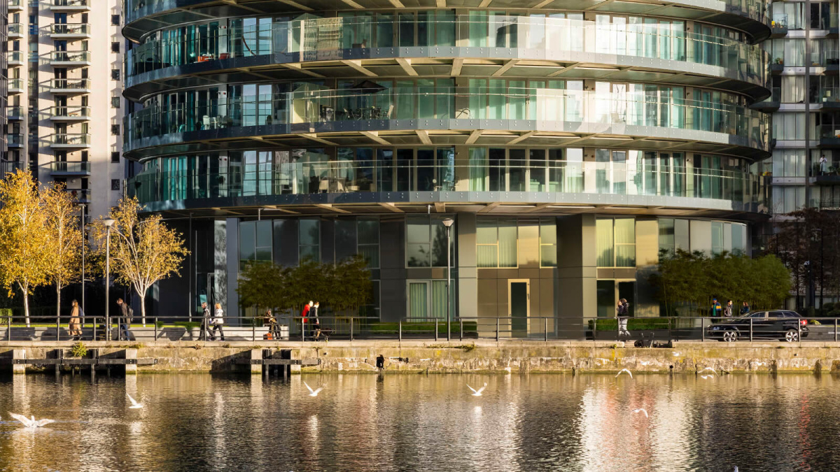 Arena Quayside exterior, ©Galliard Homes.