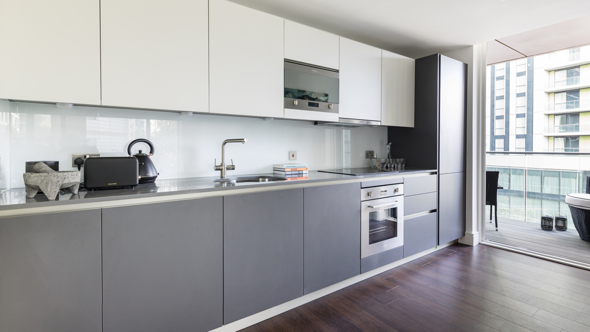 Kitchen area at a Harbour Central apartment, ©Galliard Homes.