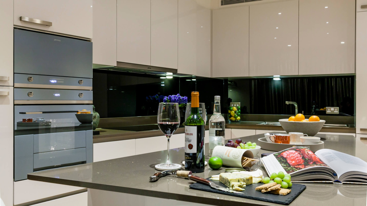 Kitchen at a Baltimore Wharf show apartment, ©Galliard Homes.