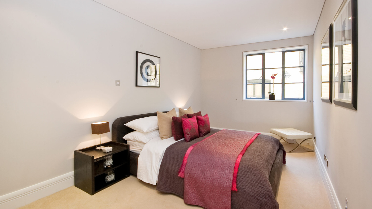 Bedroom at a Spice Quay Heights show apartment, ©Galliard Homes.
