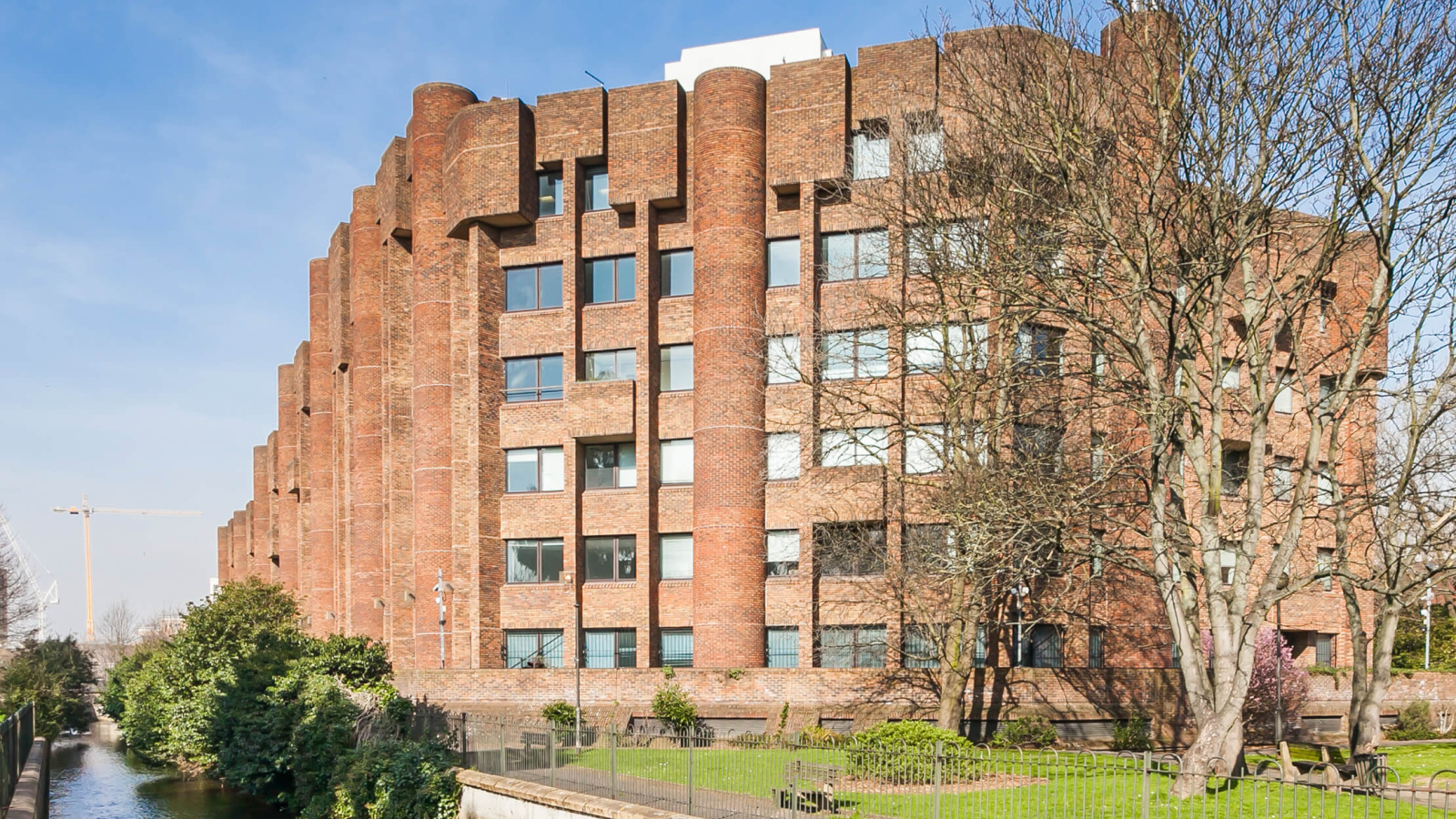 Riverdale House Galliard Homes