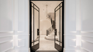 Entrance and hallway at 42 Belsize Park, ©Galliard Homes.