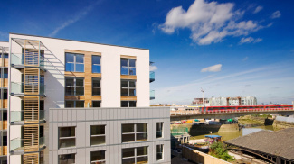 Close-up of upper-floors at Merryweather Place, ©Galliard Homes.