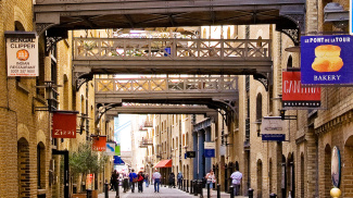 View of Shad Thames, ©Galliard Homes.