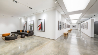 Lobby gallery featuring David Bailey’s ‘Marylebone Collection’ at The Chilterns, ©Galliard Homes.