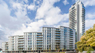 Distillery Crescent exterior close-up, ©Galliard Homes.