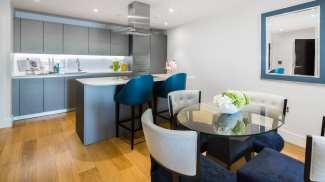 Kitchen and dining area in a Galliard Homes’ show apartment, ©Galliard Homes.