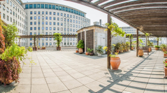 The Whitehouse Apartments exterior and landscaped courtyard, ©Galliard Homes.