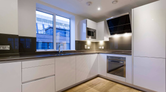 Kitchen at a Red Lion Court show apartment, ©Galliard Homes.