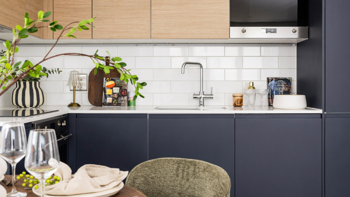 Kitchen area at Neptune Wharf ©Galliard Homes.