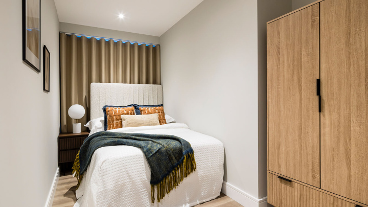 Bedroom at Neptune Wharf ©Galliard Homes.