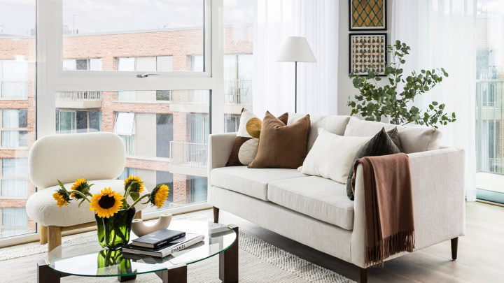 Living area at Neptune Wharf ©Galliard Homes.