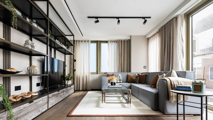 Open-plan living room at a two-bedroom apartment at The Stage, ©Galliard Homes.