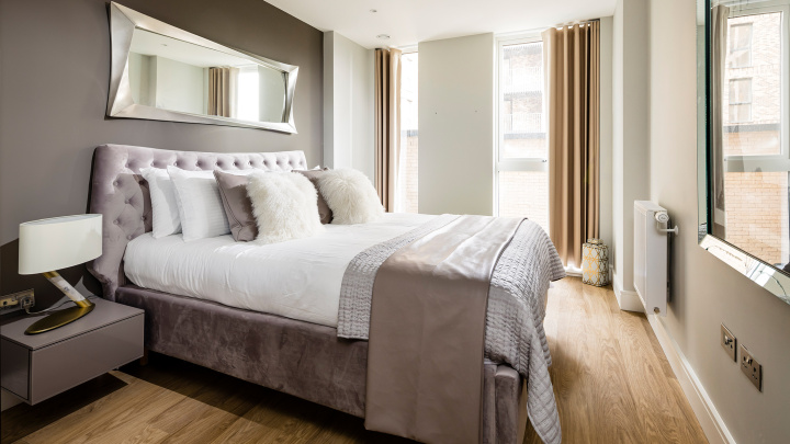 Bedroom area at a Wimbledon Grounds apartment, ©Galliard Homes.