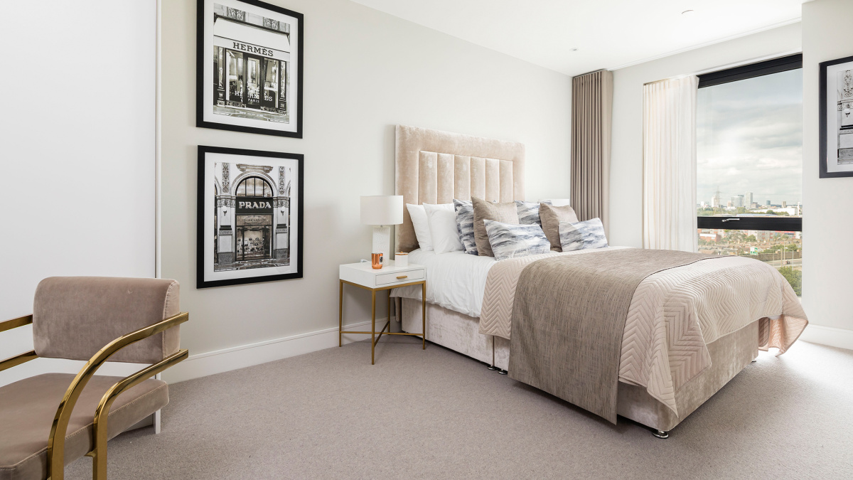 Bedroom at an Orchard Wharf apartment, ©Galliard Homes.