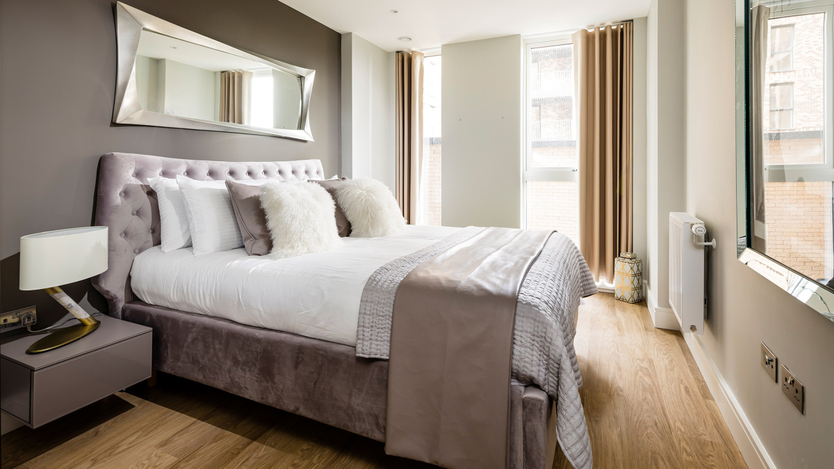 Bedroom at a Wimbeldon Grounds apartment ©Galliard Homes.