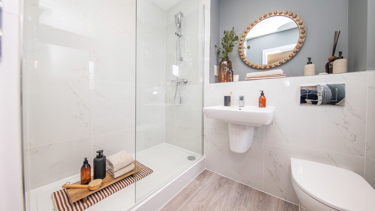 En-suite shower room at Plot 37 Barrelmans Point ©Wavensmere