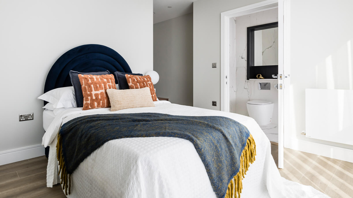 Bedroom at Neptune Wharf ©Galliard Homes.