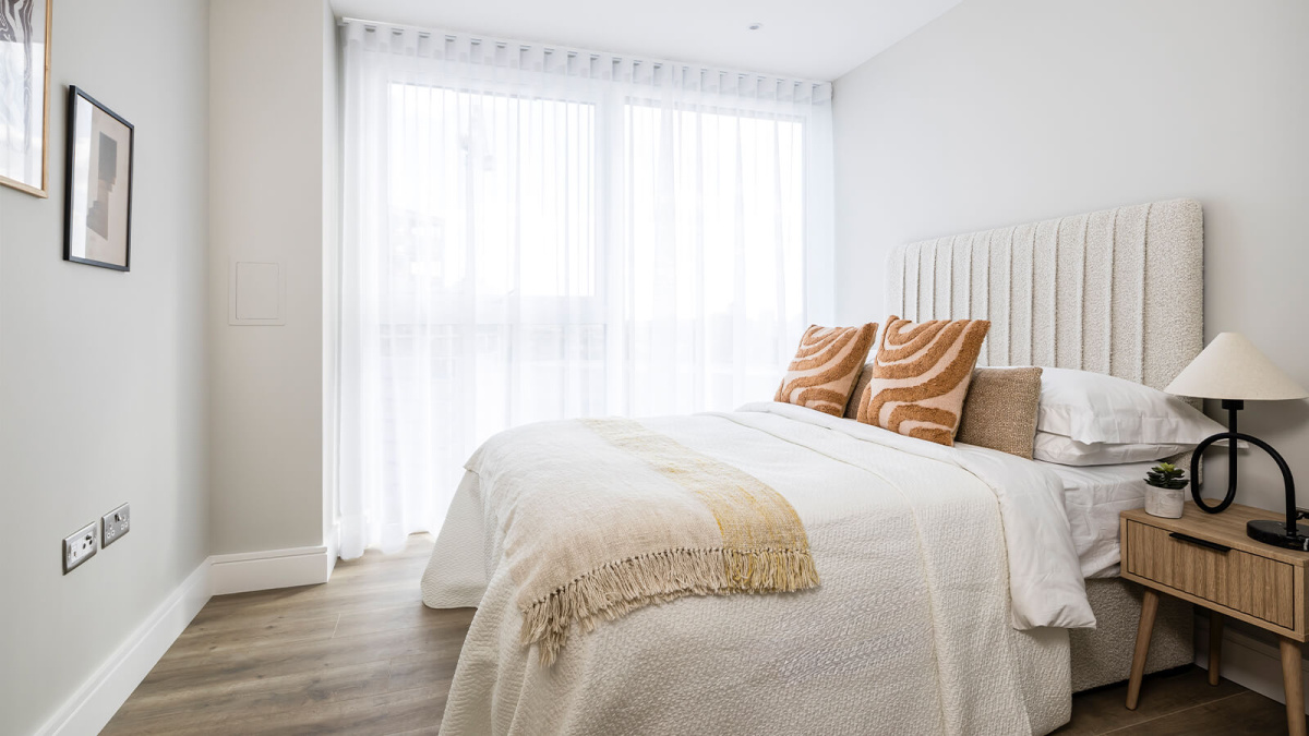 Bedroom at Neptune Wharf ©Galliard Homes.