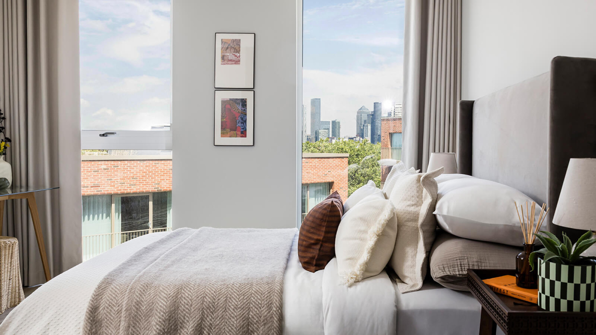 Bedroom at Neptune Wharf ©Galliard Homes.
