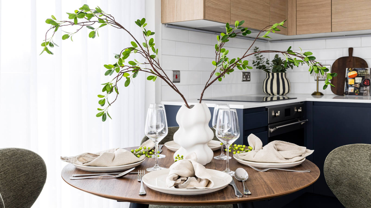 Dining area at Neptune Wharf ©Galliard Homes.
