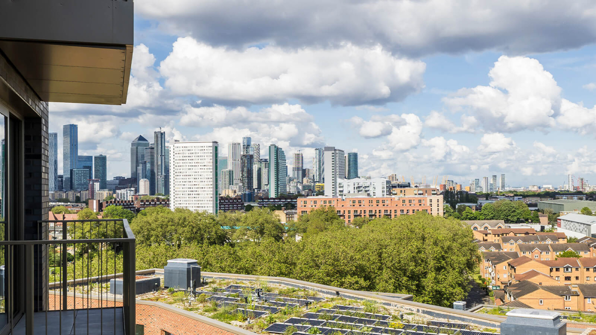 Example balcony view at Neptune Wharf ©Galliard Homes.