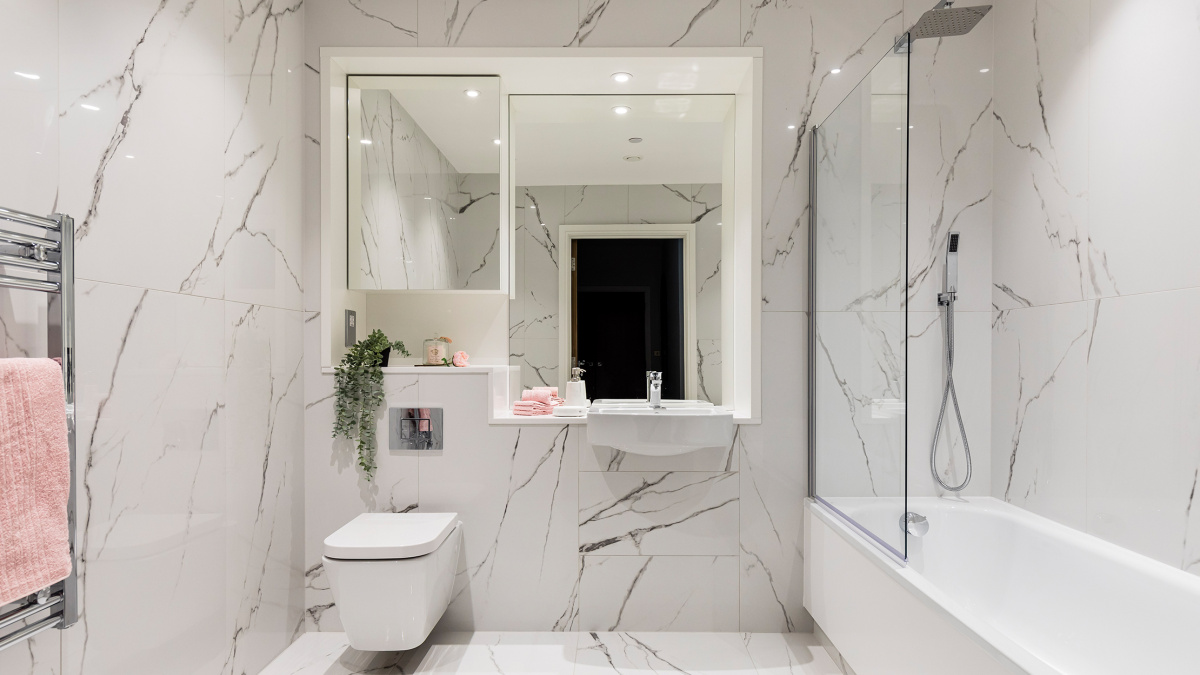 Bathroom at an Orchard Wharf apartment, ©Galliard Homes.