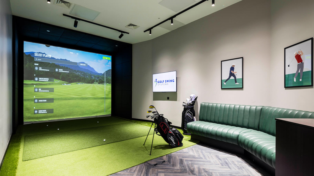 Golf Simulator in lower level 2 at The Stage, ©Galliard Homes.