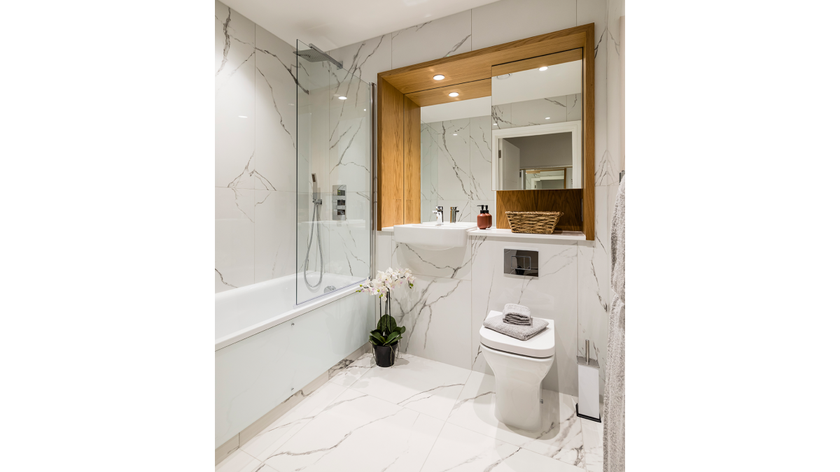 Bathroom at a Wimbledon Grounds apartment, ©Galliard Homes.