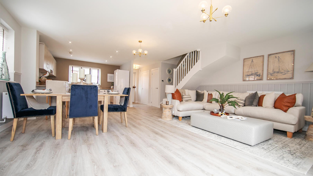 Open-plan living at Barrelmans Point, Shotley ©Wavensmere