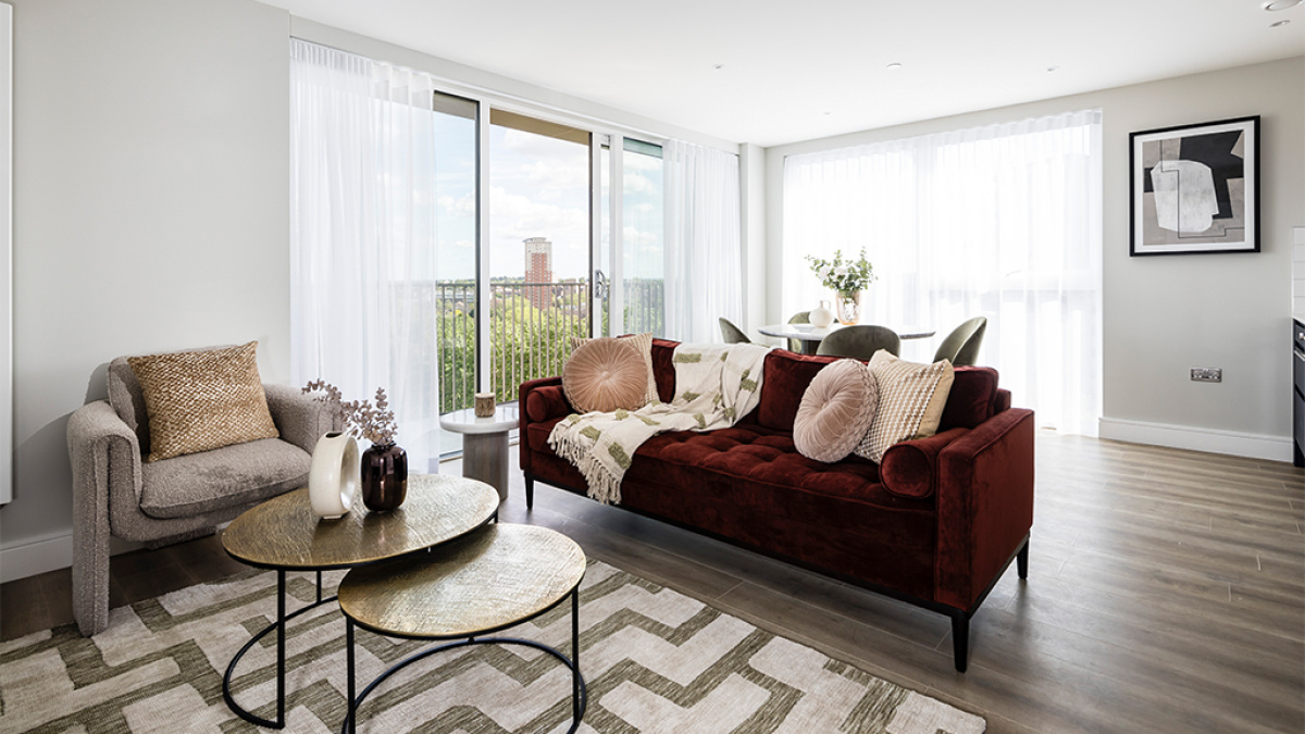 Living area at Neptune Wharf ©Galliard Homes.