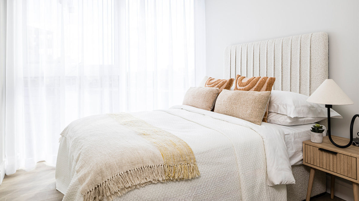 Bedroom 2 at Neptune Wharf ©Galliard Homes.