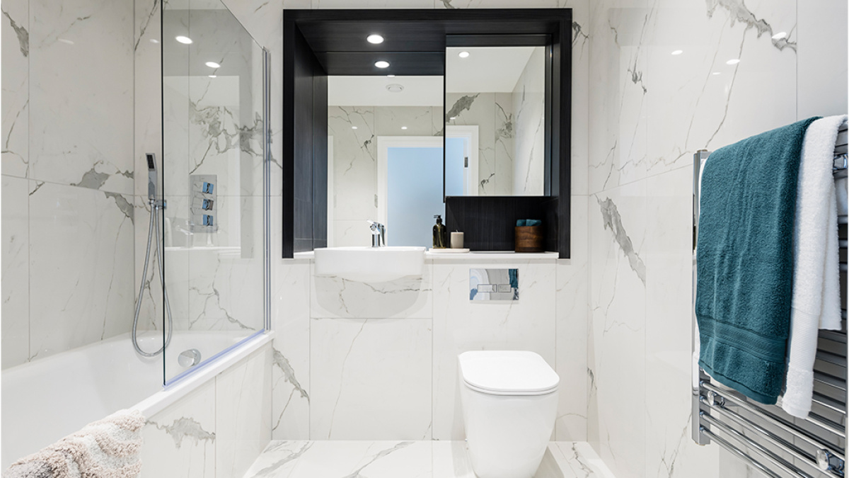 Bathroom at Neptune Wharf ©Galliard Homes.