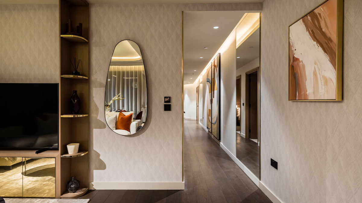 Entrance Hallway at a TCRW SOHO apartment ©Galliard Homes.
