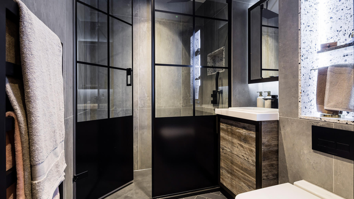 Shower room at Apartment 1902 The Stage, ©Galliard Homes.
