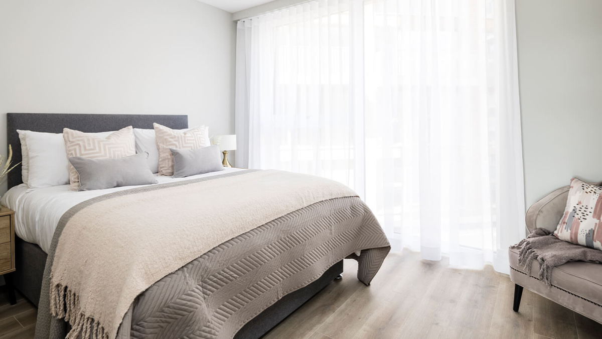 Duplex bedroom at Neptune Wharf ©Galliard Homes.