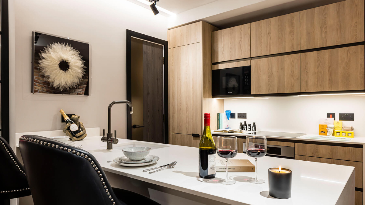 Kitchen of a one-bedroom apartment at The Stage, ©Galliard Homes.