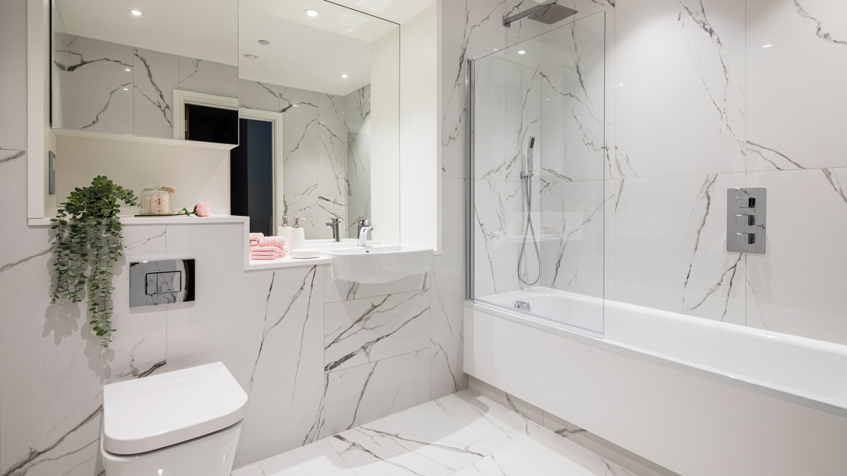Bathroom at an Orchard Wharf apartment, ©Galliard Homes.